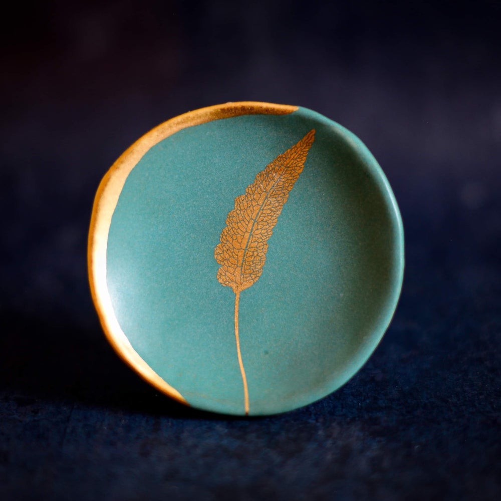 Mint Ring Dish with Gold Fern