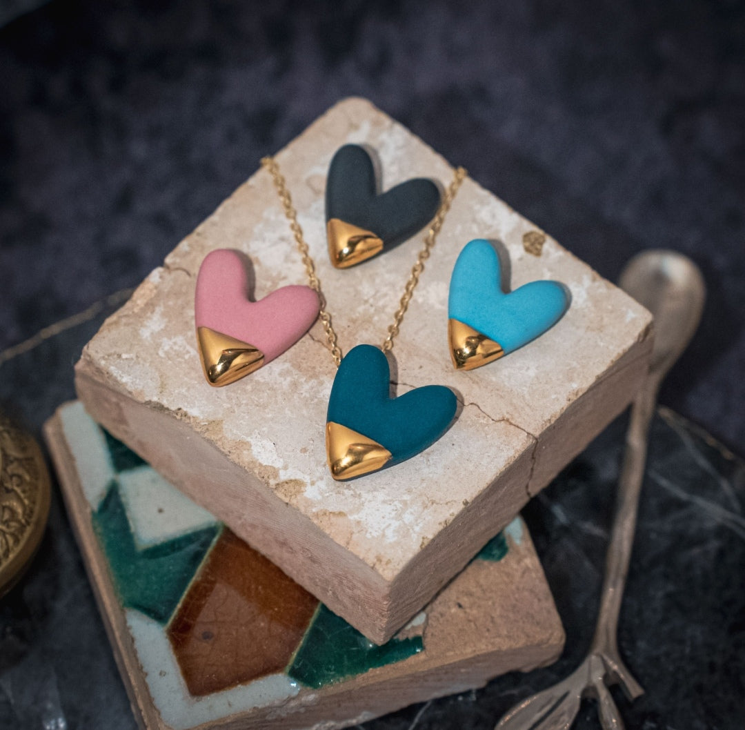 Gold-Dipped Hearts (7 Colours)